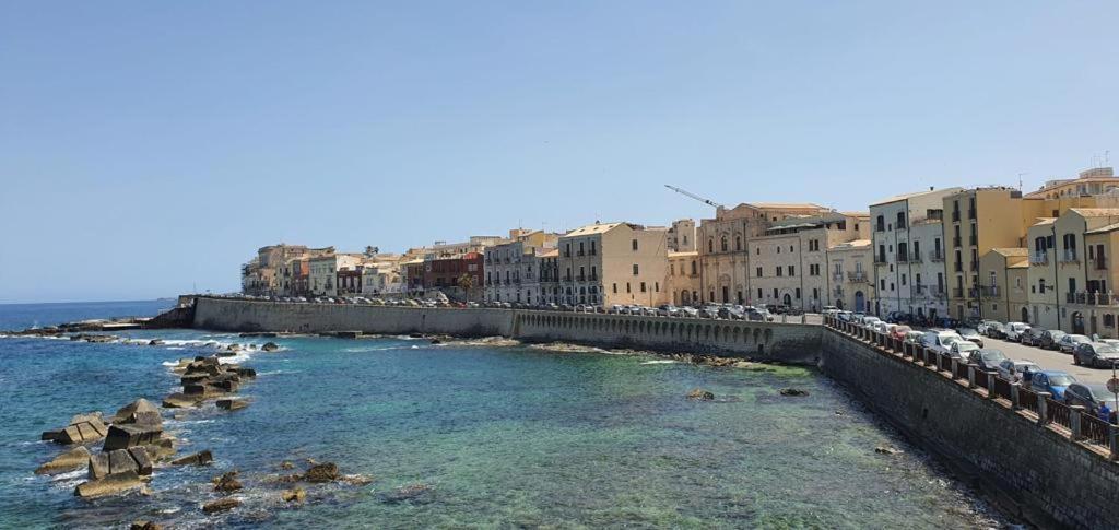 Le Meraviglie Del Lungomare Villa Syrakusa Rum bild