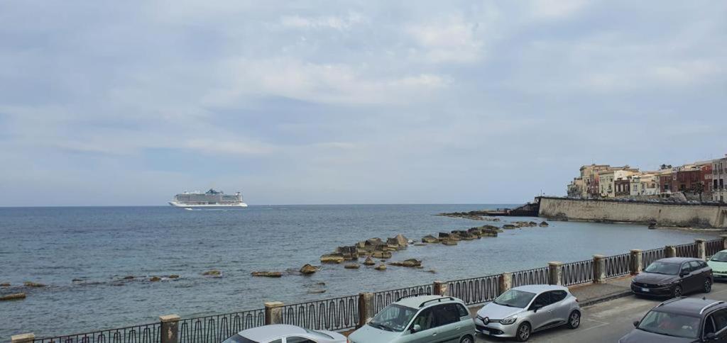 Le Meraviglie Del Lungomare Villa Syrakusa Rum bild